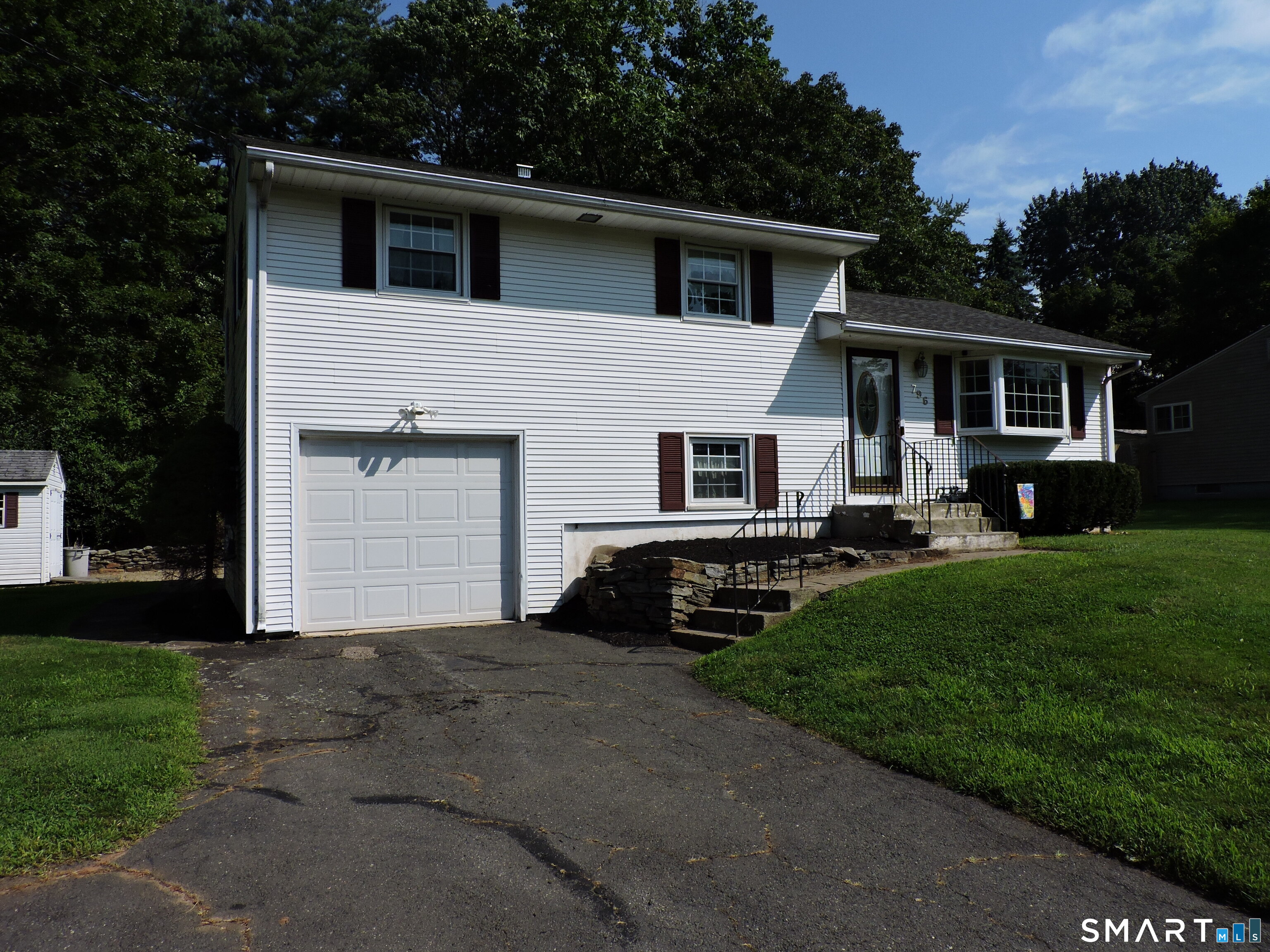 796 Avery Street South Windsor CT 06074
