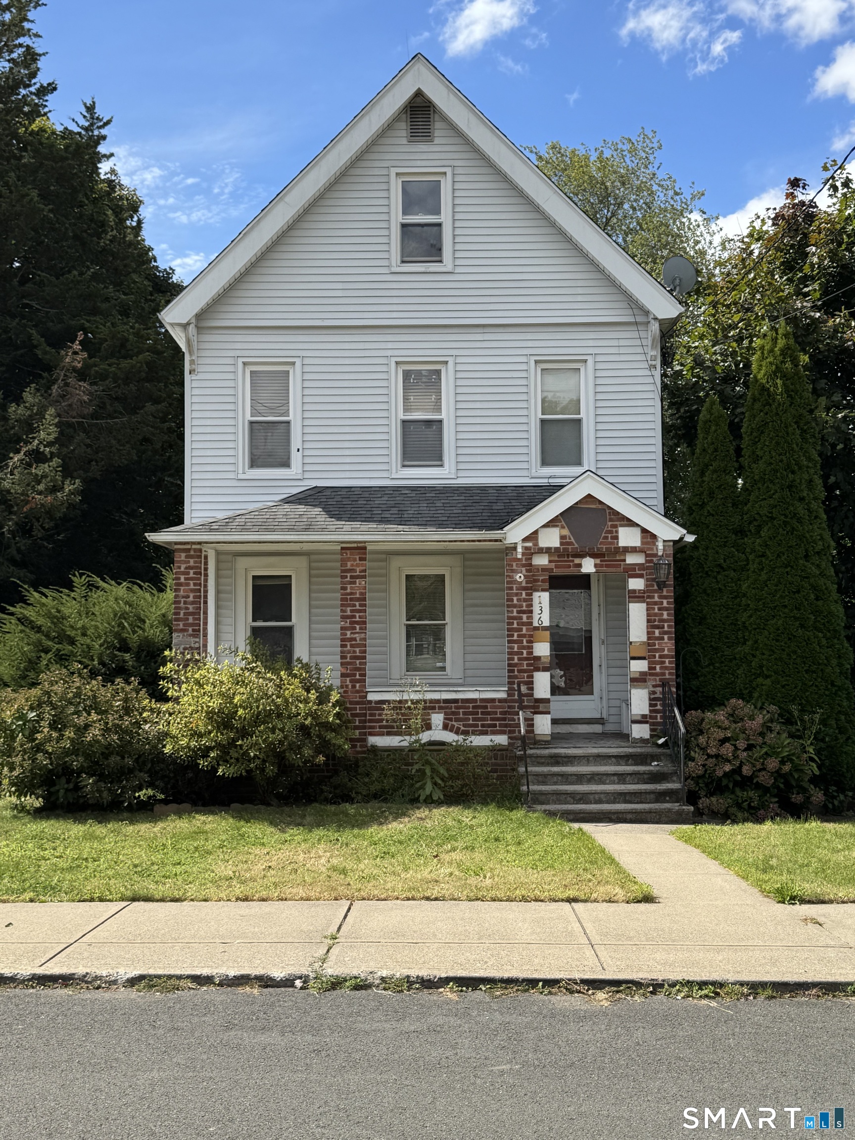West Haven CT, 136 Collis Street