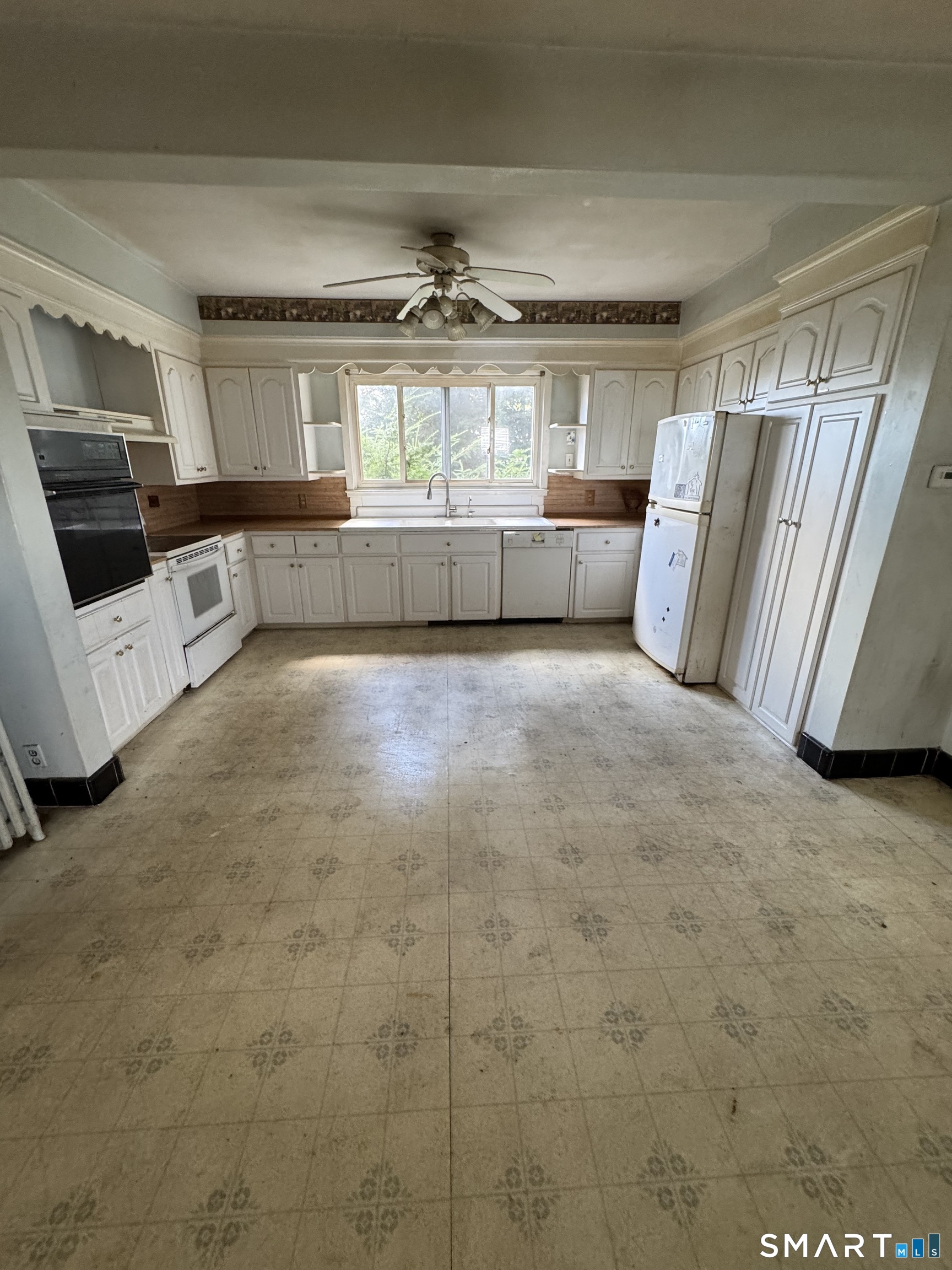 136 Collis Street West Haven CT 06516