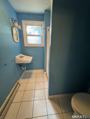 136 Collis Street West Haven CT 06516
