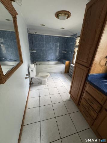 136 Collis Street West Haven CT 06516