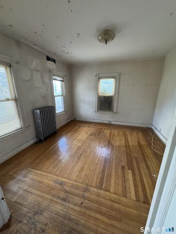 136 Collis Street West Haven CT 06516
