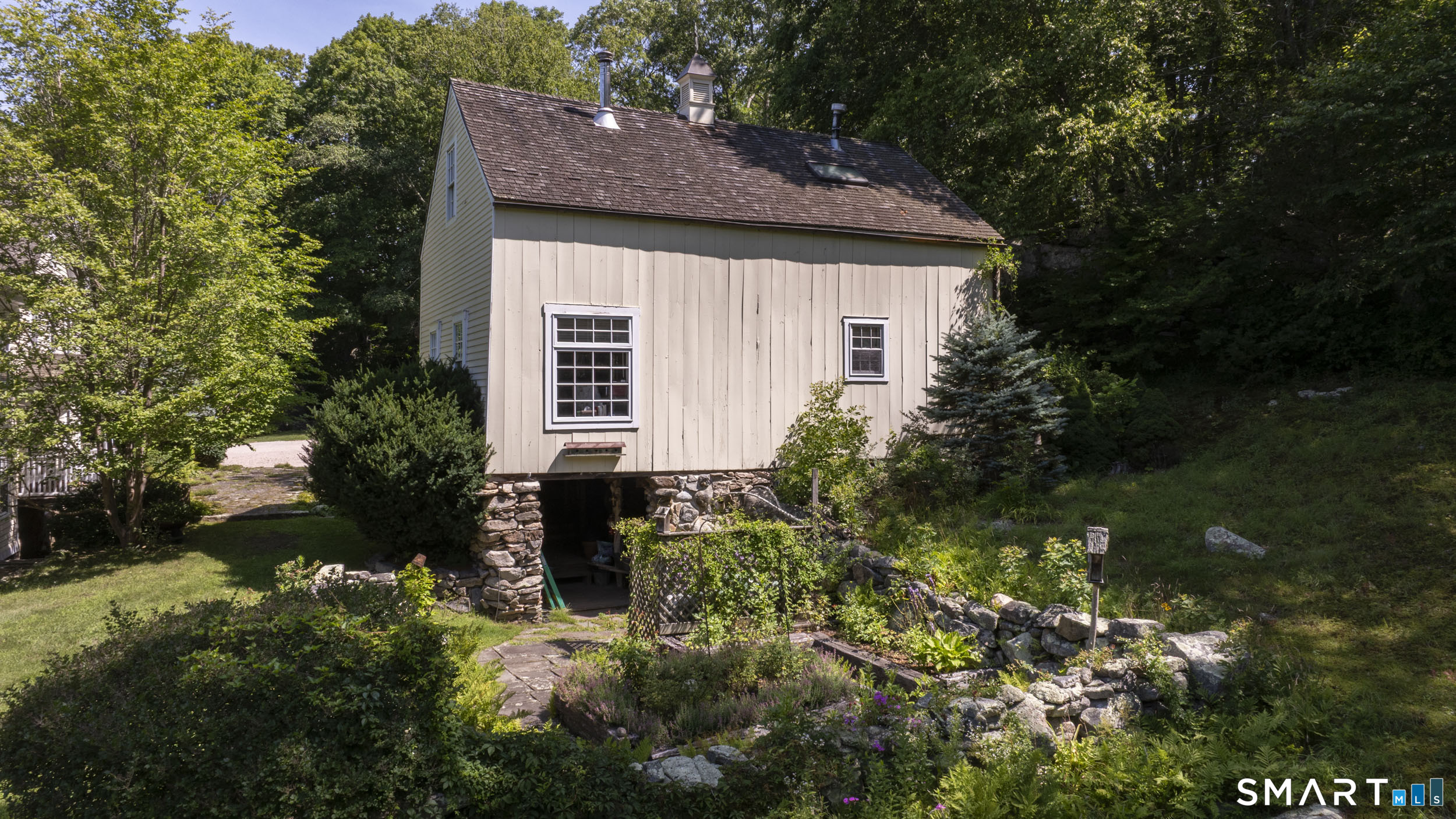 140 Briar Patch Road Stonington CT 06378