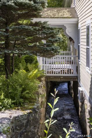 140 Briar Patch Road Stonington CT 06378