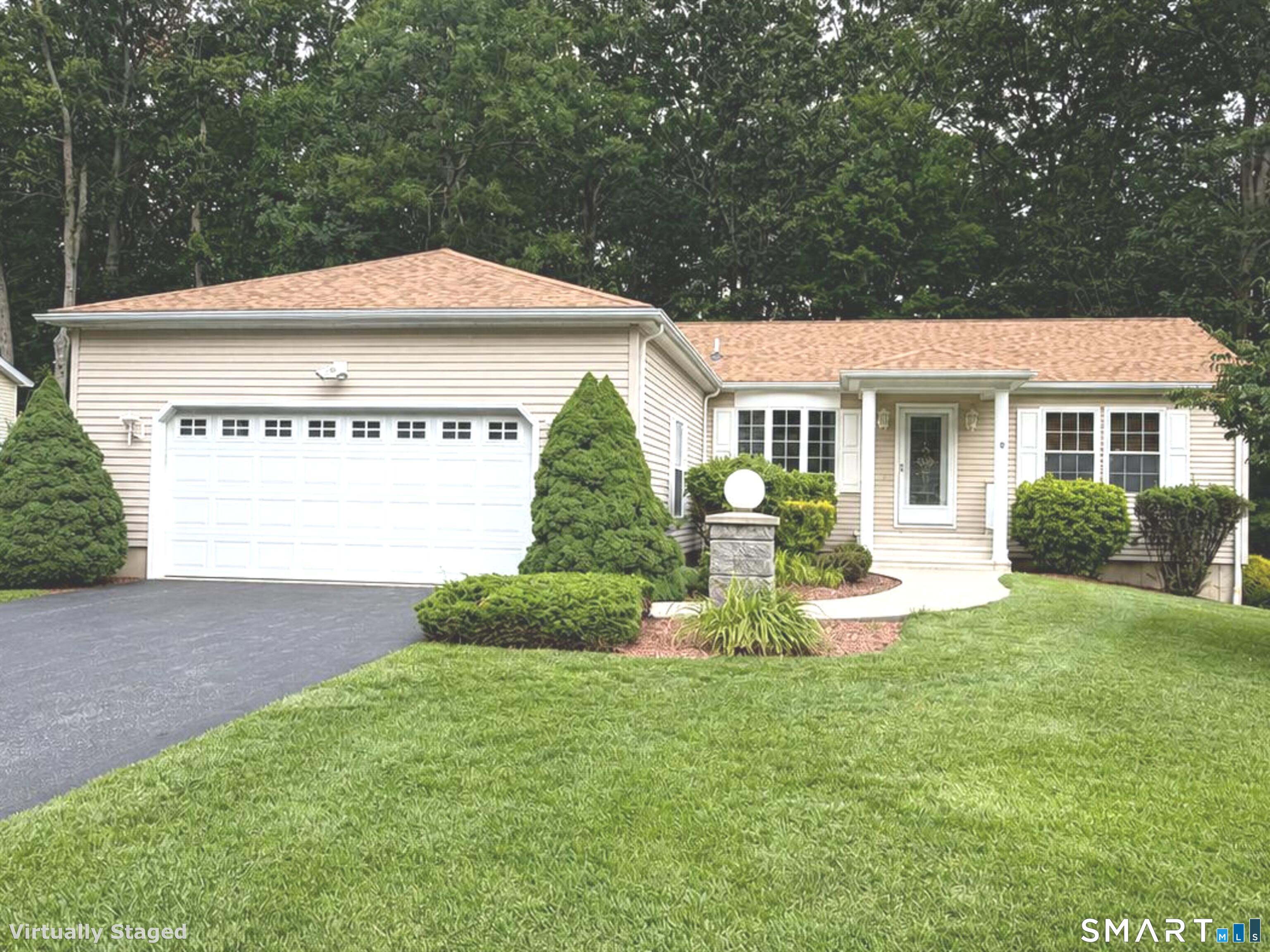 9 Paint Brush Path Montville CT 06382
