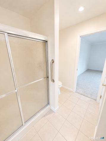 9 Paint Brush Path Montville CT 06382