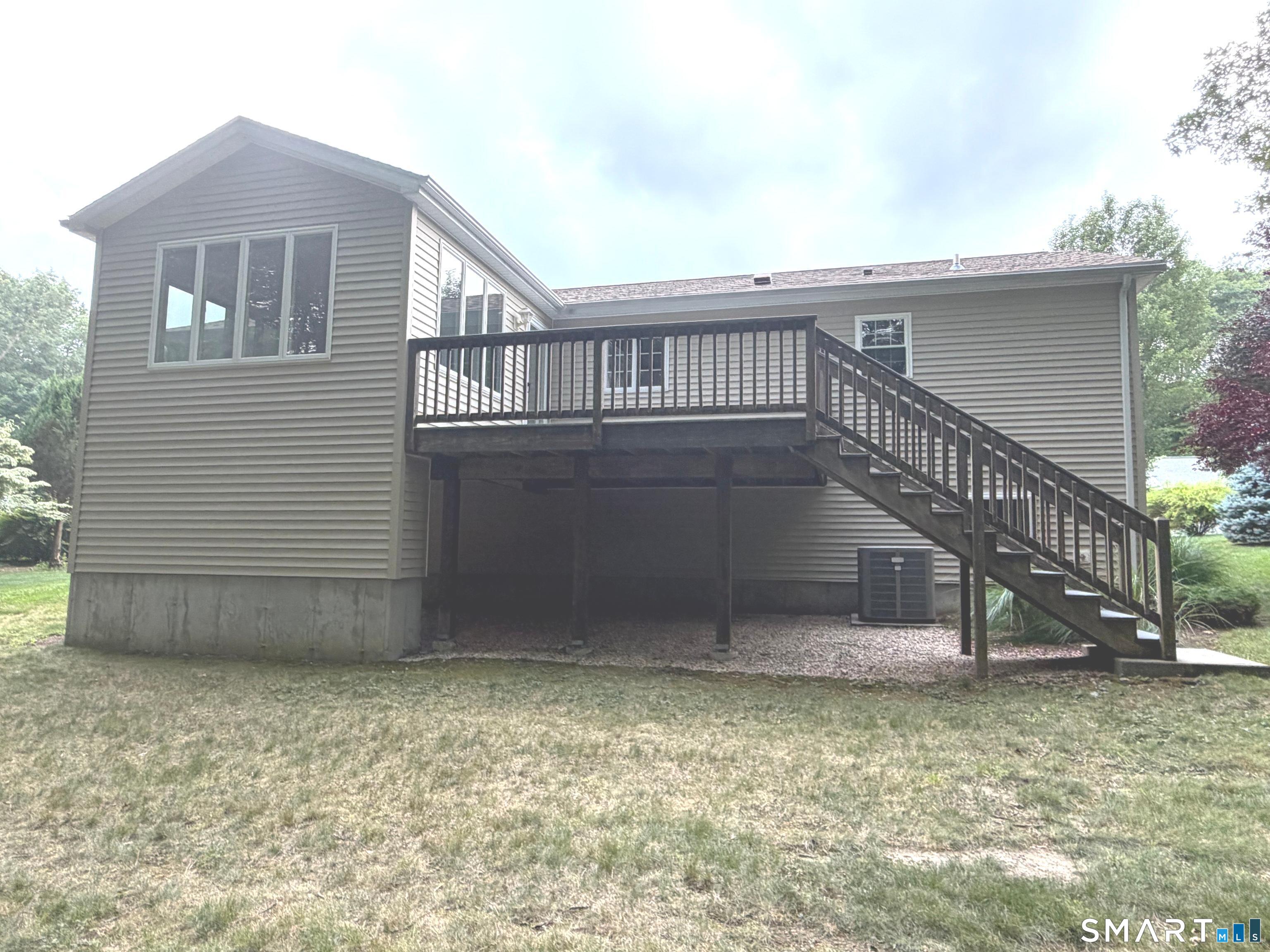 9 Paint Brush Path Montville CT 06382
