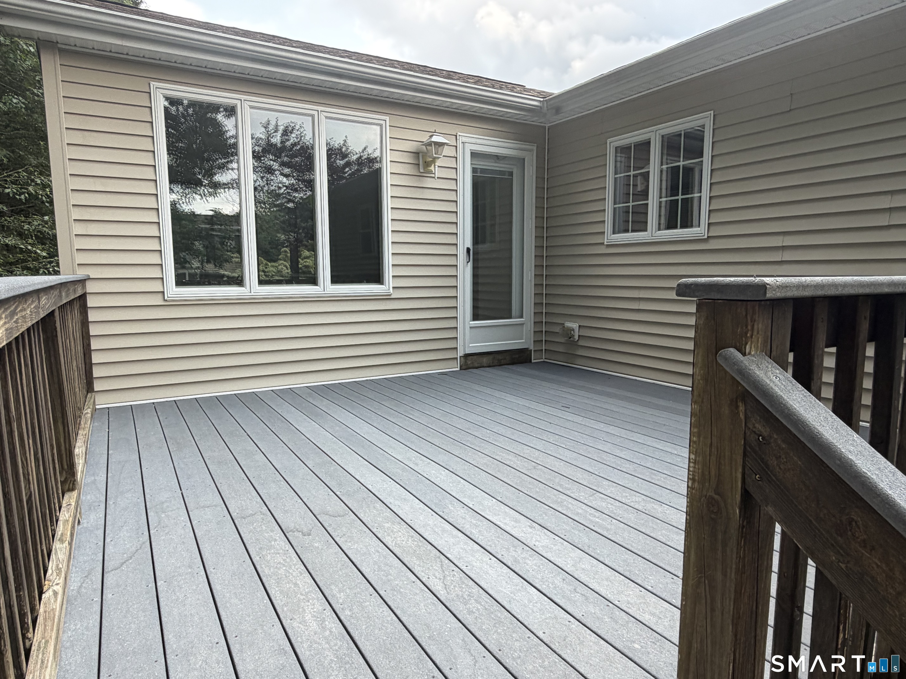 9 Paint Brush Path Montville CT 06382