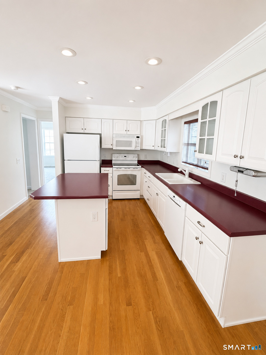 9 Paint Brush Path Montville CT 06382