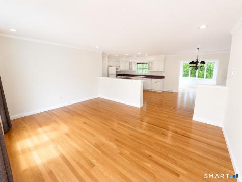 9 Paint Brush Path Montville CT 06382