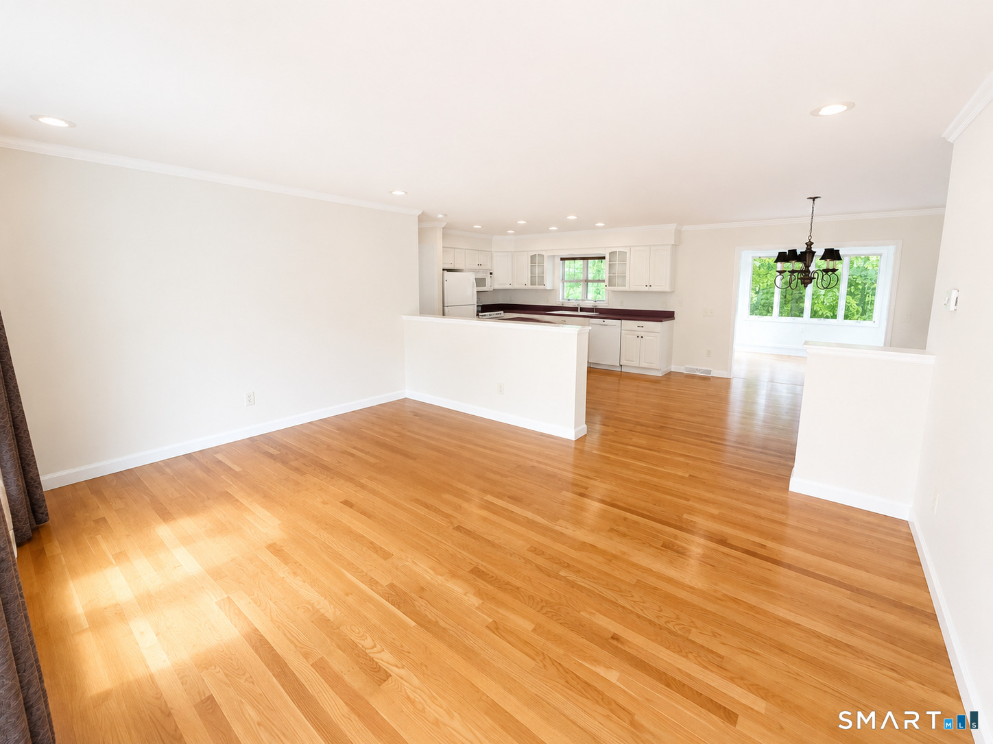 9 Paint Brush Path Montville CT 06382