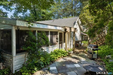 77 Algonquin Trail Newtown CT 06482