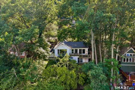 77 Algonquin Trail Newtown CT 06482