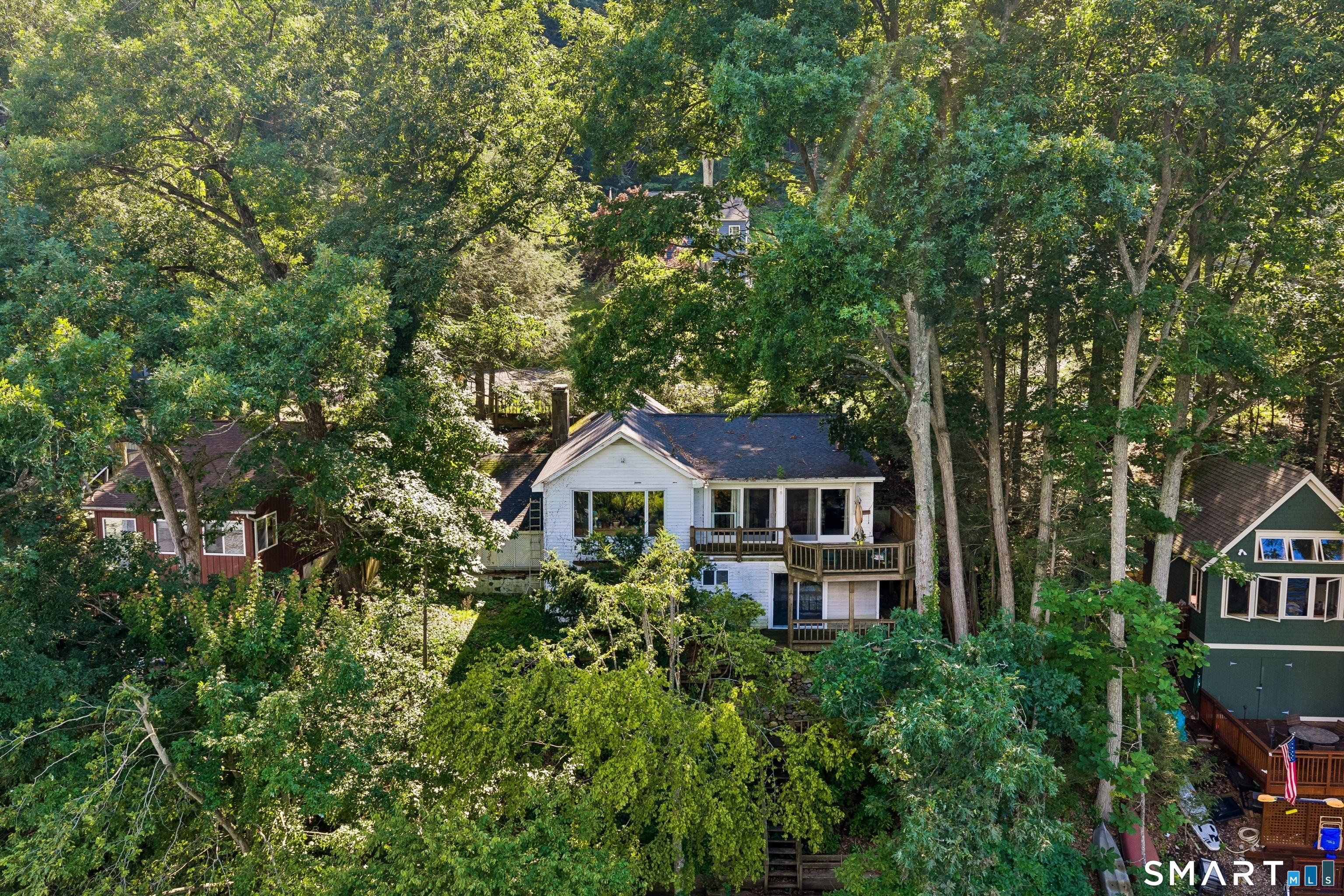77 Algonquin Trail Newtown CT 06482
