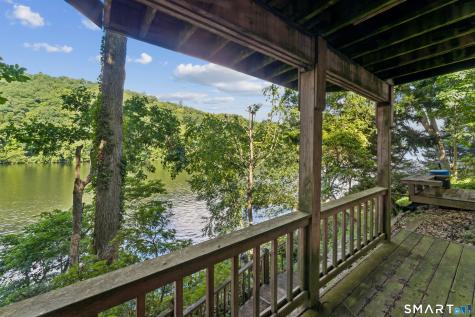 77 Algonquin Trail Newtown CT 06482