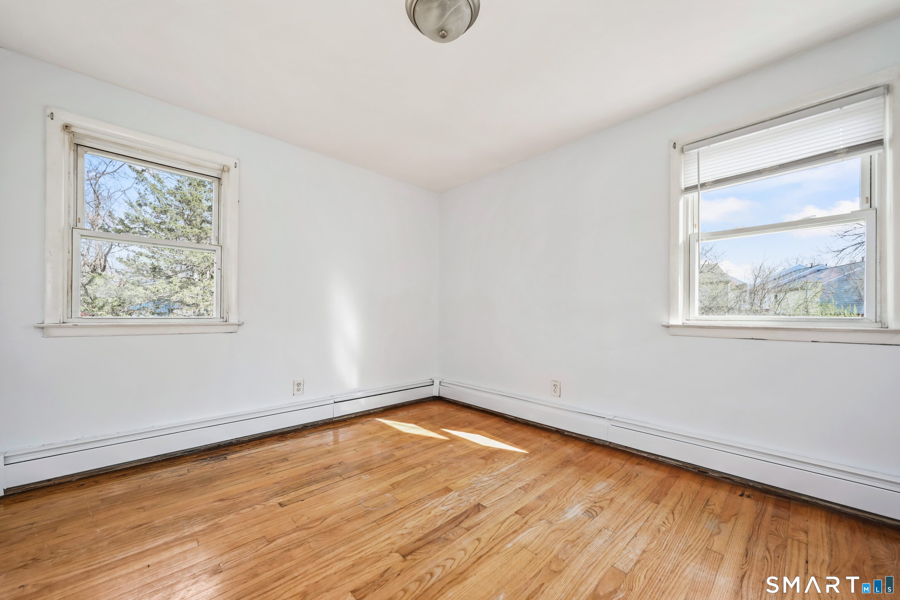 71 Sunshine Circle Bridgeport CT 06606