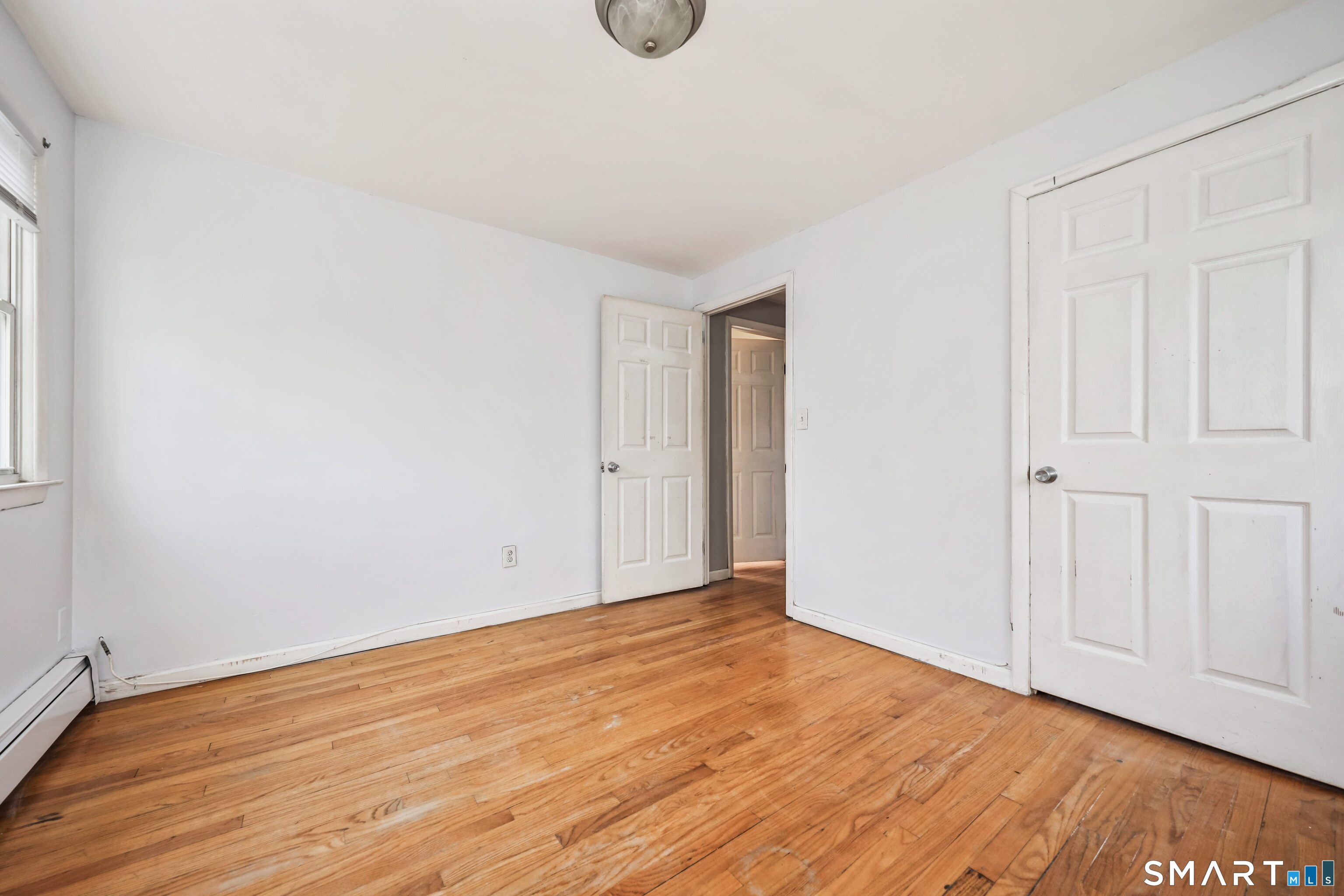71 Sunshine Circle Bridgeport CT 06606