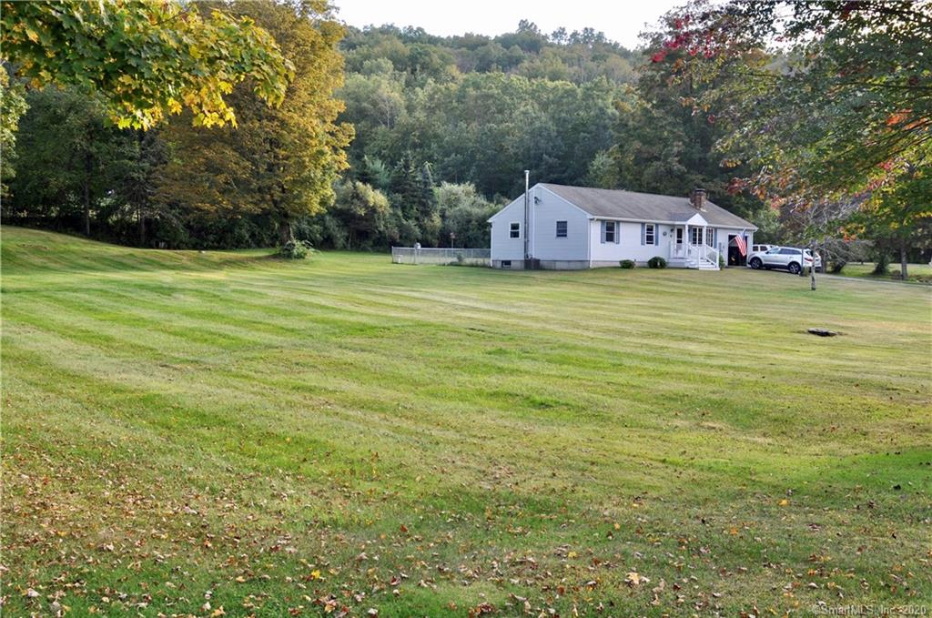 38 Oakwood Lane Columbia CT 06237