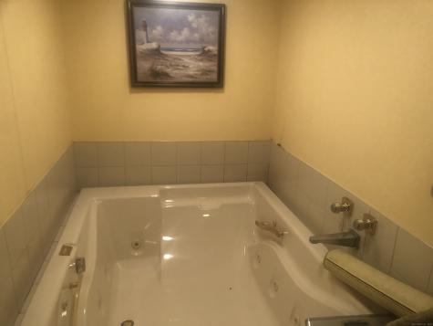 40 Ferncliff Drive West Hartford CT 06117