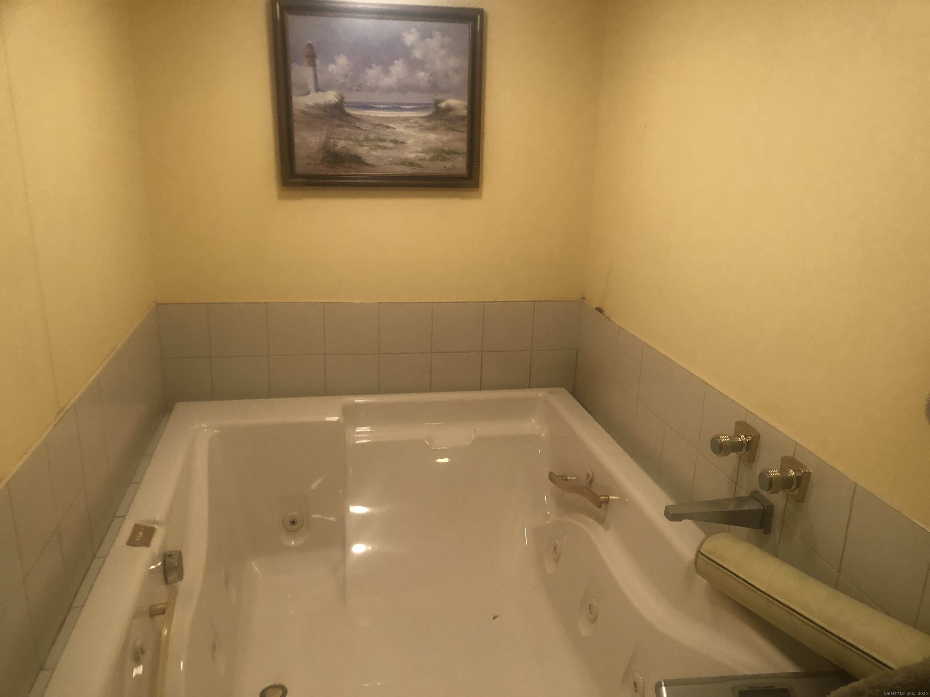 40 Ferncliff Drive West Hartford CT 06117