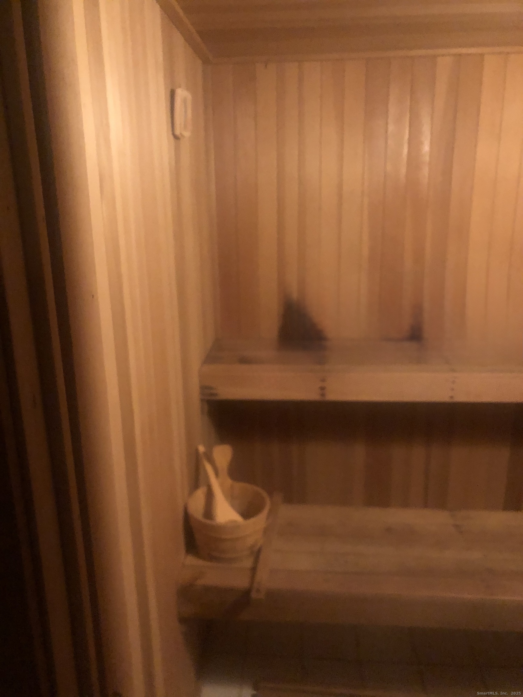 40 Ferncliff Drive West Hartford CT 06117