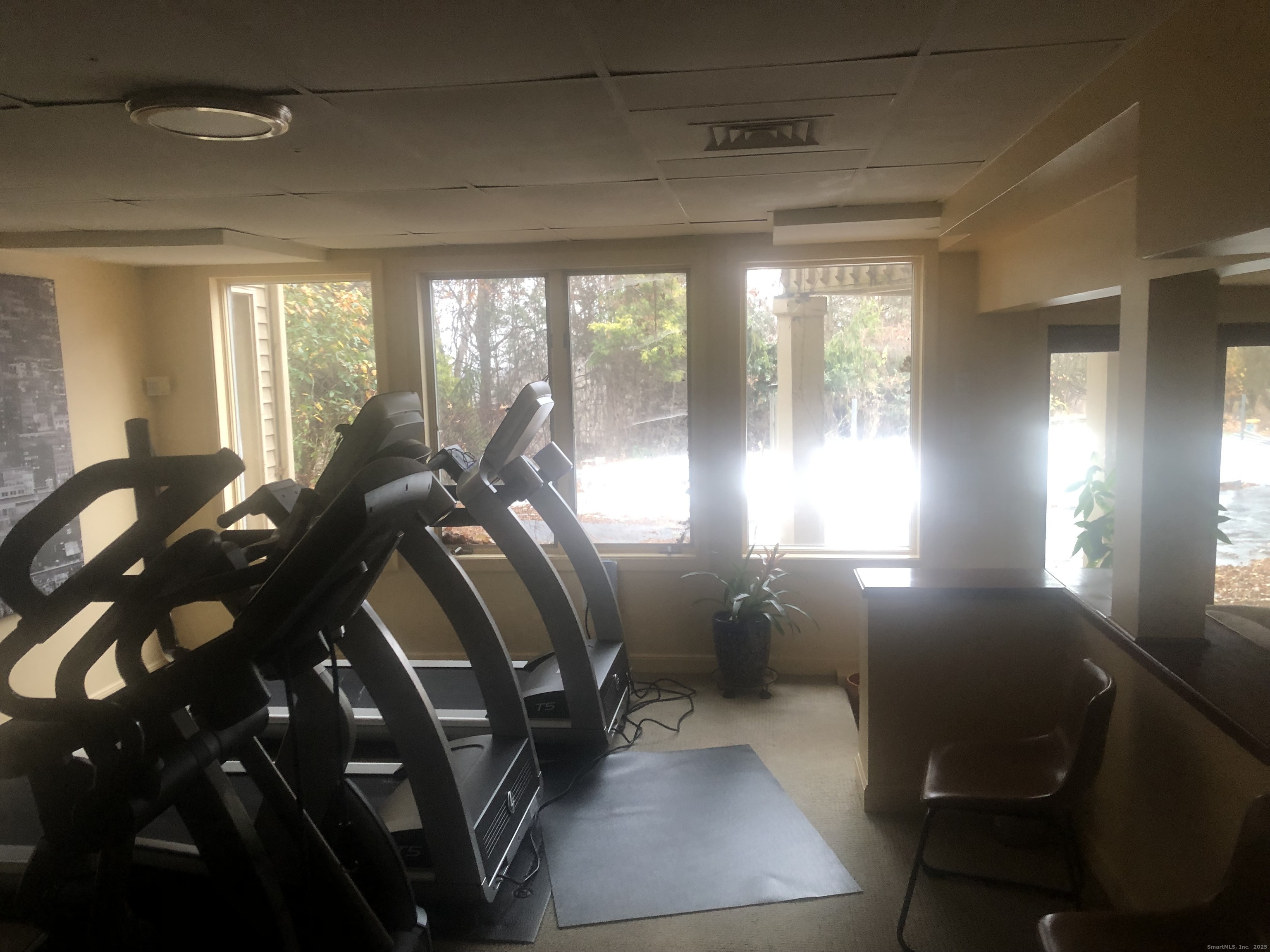 40 Ferncliff Drive West Hartford CT 06117