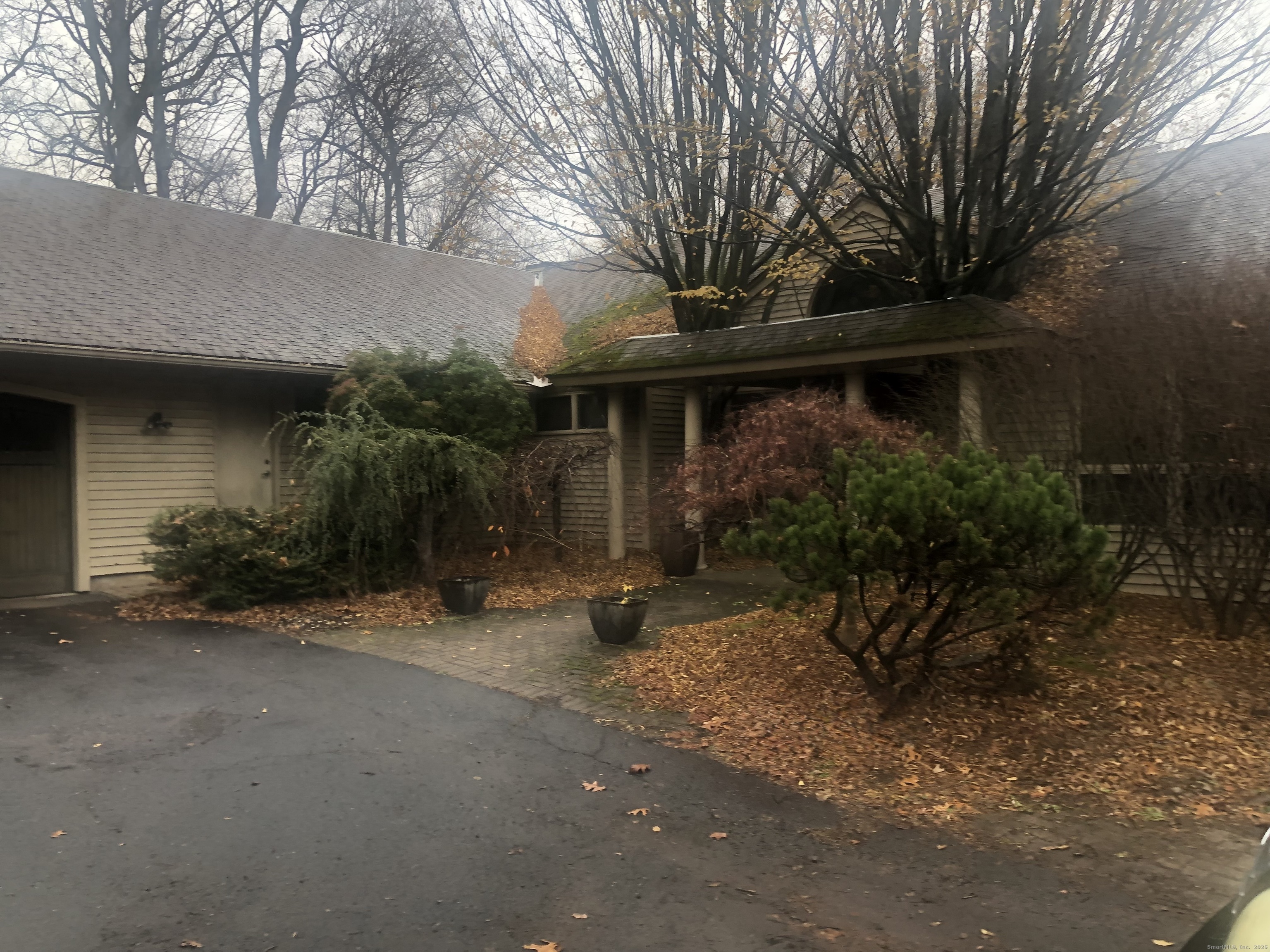 40 Ferncliff Drive West Hartford CT 06117