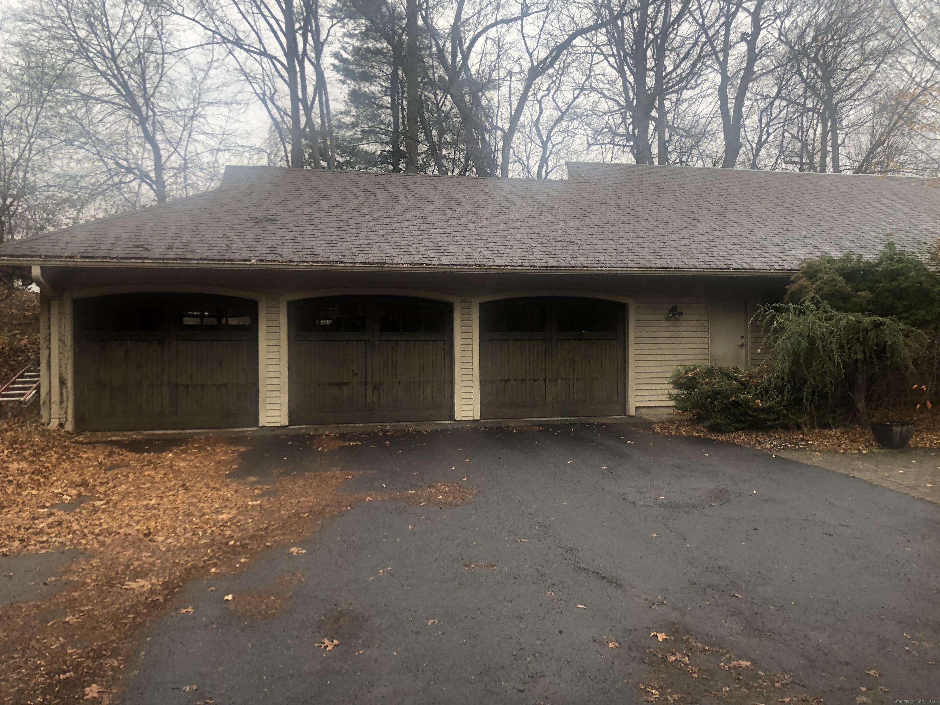 40 Ferncliff Drive West Hartford CT 06117