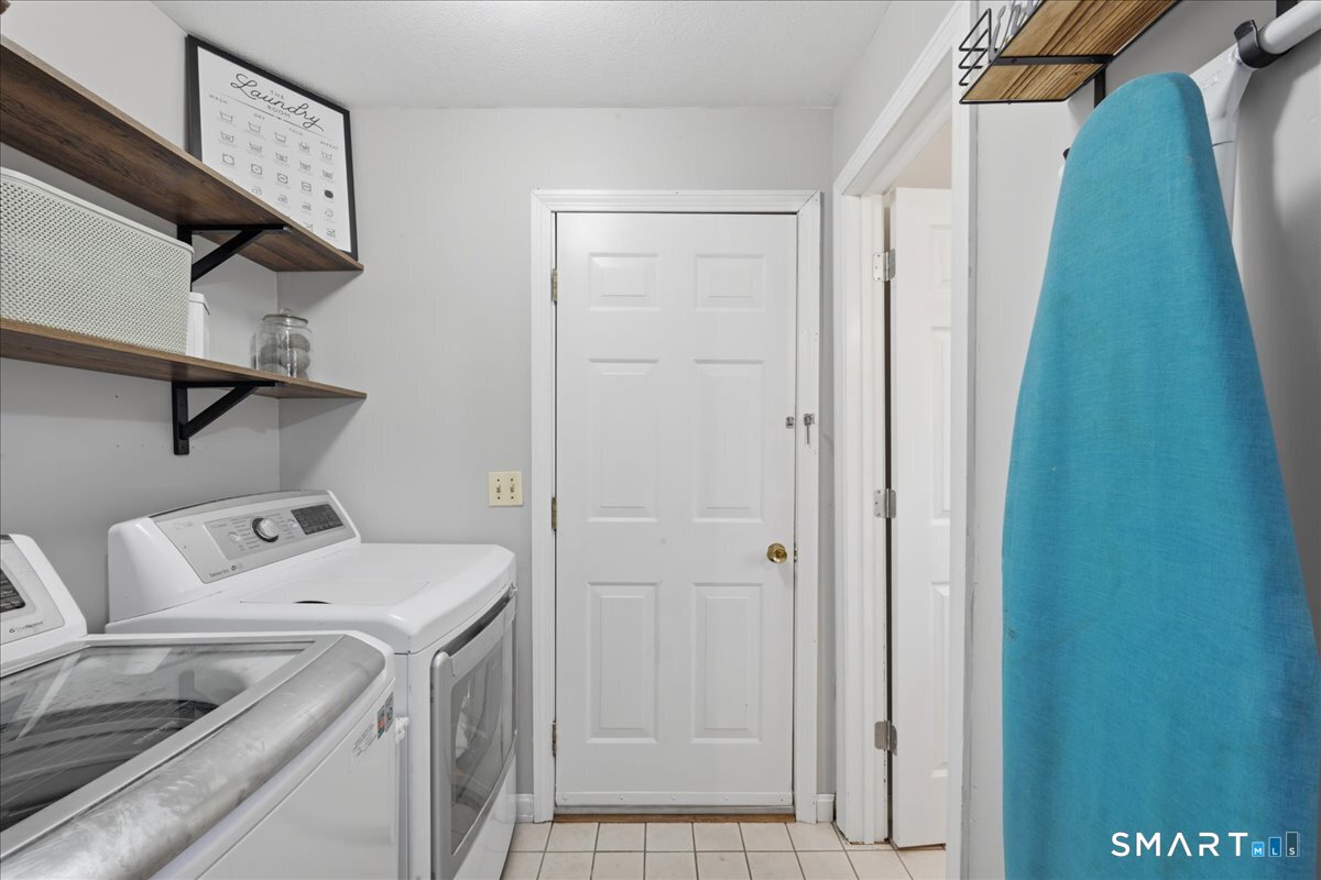 15 Ferry View Drive Ledyard CT 06335