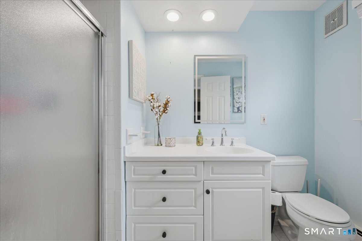 15 Ferry View Drive Ledyard CT 06335