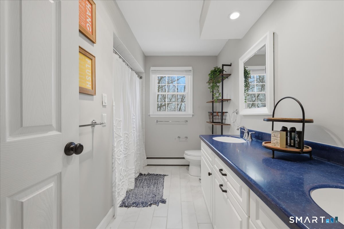 15 Ferry View Drive Ledyard CT 06335