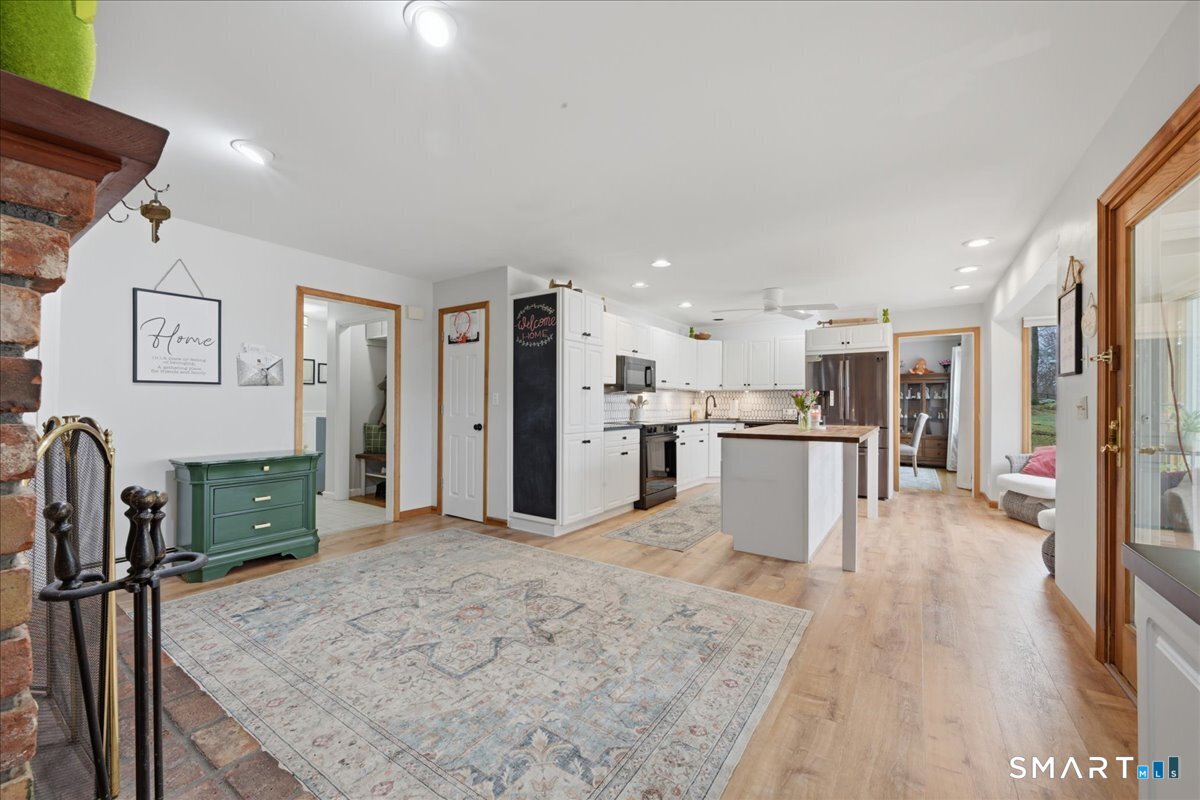 15 Ferry View Drive Ledyard CT 06335