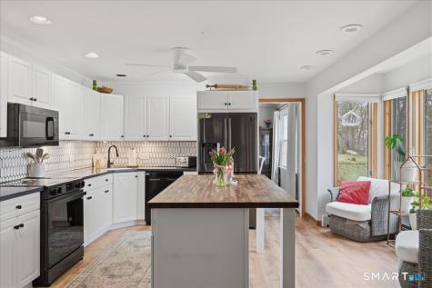 15 Ferry View Drive Ledyard CT 06335