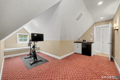 2 Ginos Way Ridgefield CT 06877