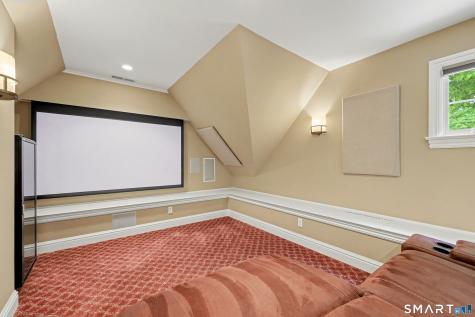 2 Ginos Way Ridgefield CT 06877
