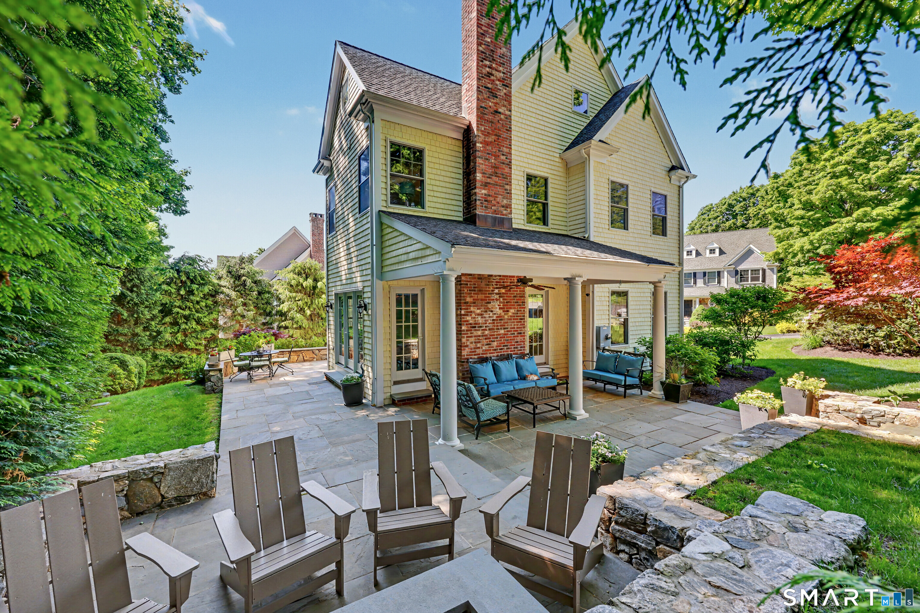 2 Ginos Way Ridgefield CT 06877