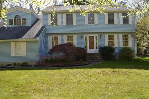 13 Park Road Simsbury CT 06070