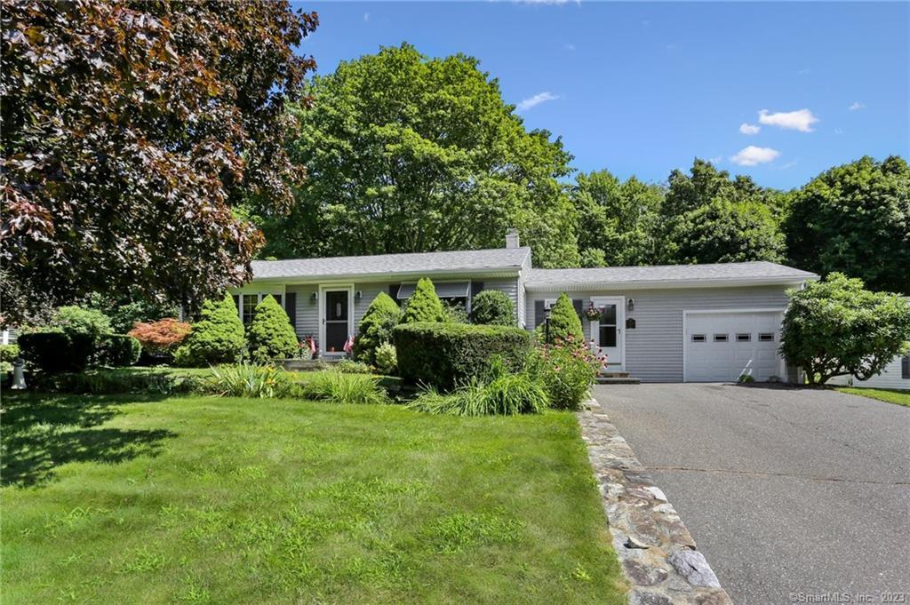 1752 Musso View Avenue Cheshire CT 06410
