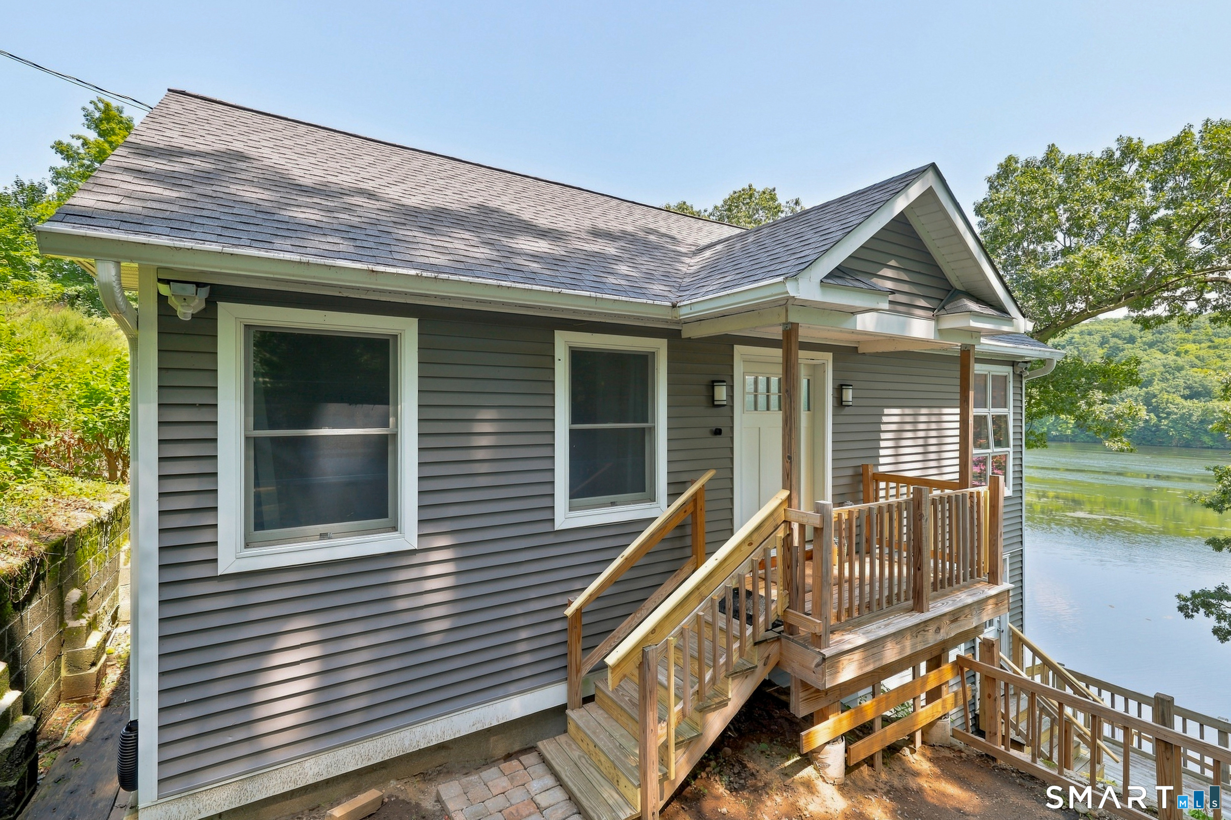 51 Bankside Trail Newtown CT 06482