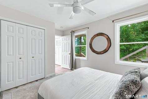 51 Bankside Trail Newtown CT 06482