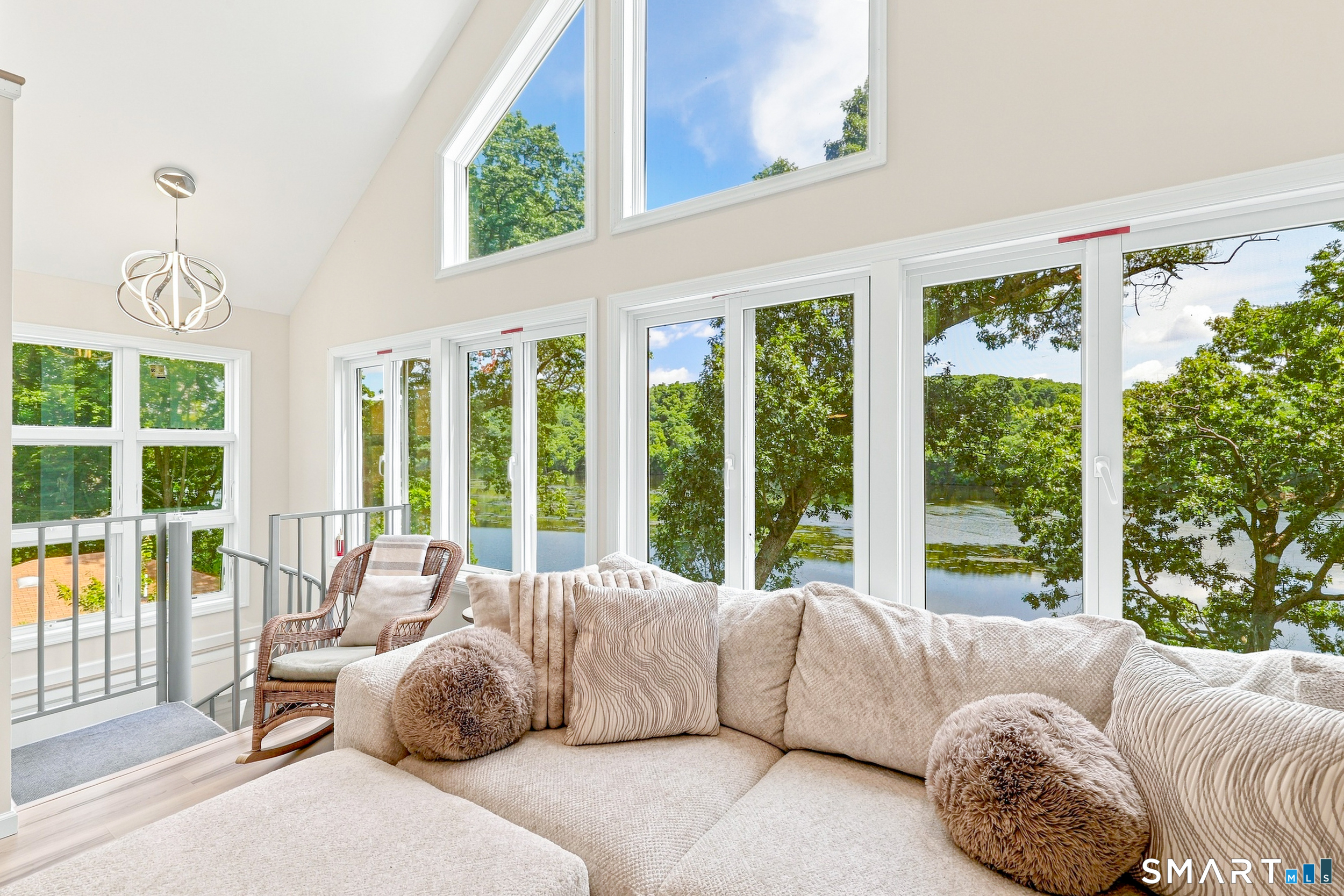 51 Bankside Trail Newtown CT 06482
