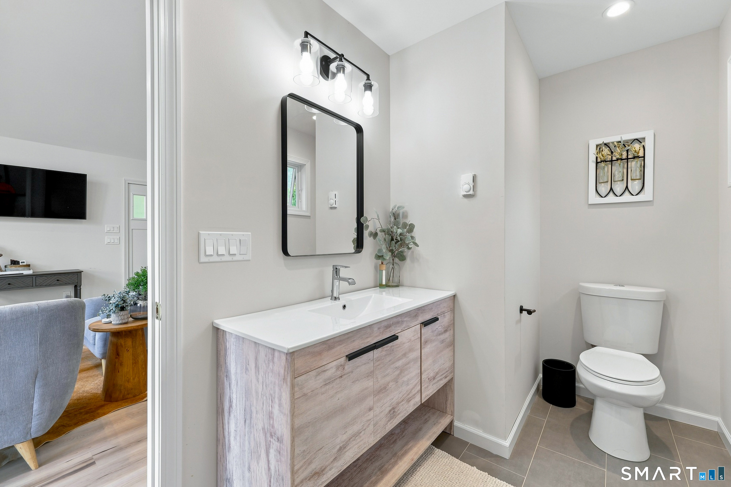 51 Bankside Trail Newtown CT 06482