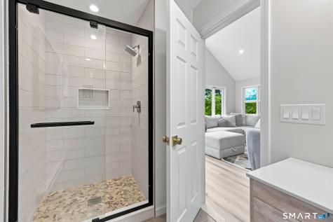 51 Bankside Trail Newtown CT 06482