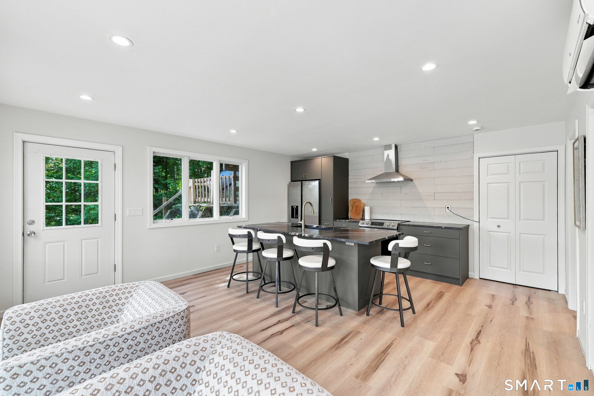 51 Bankside Trail Newtown CT 06482