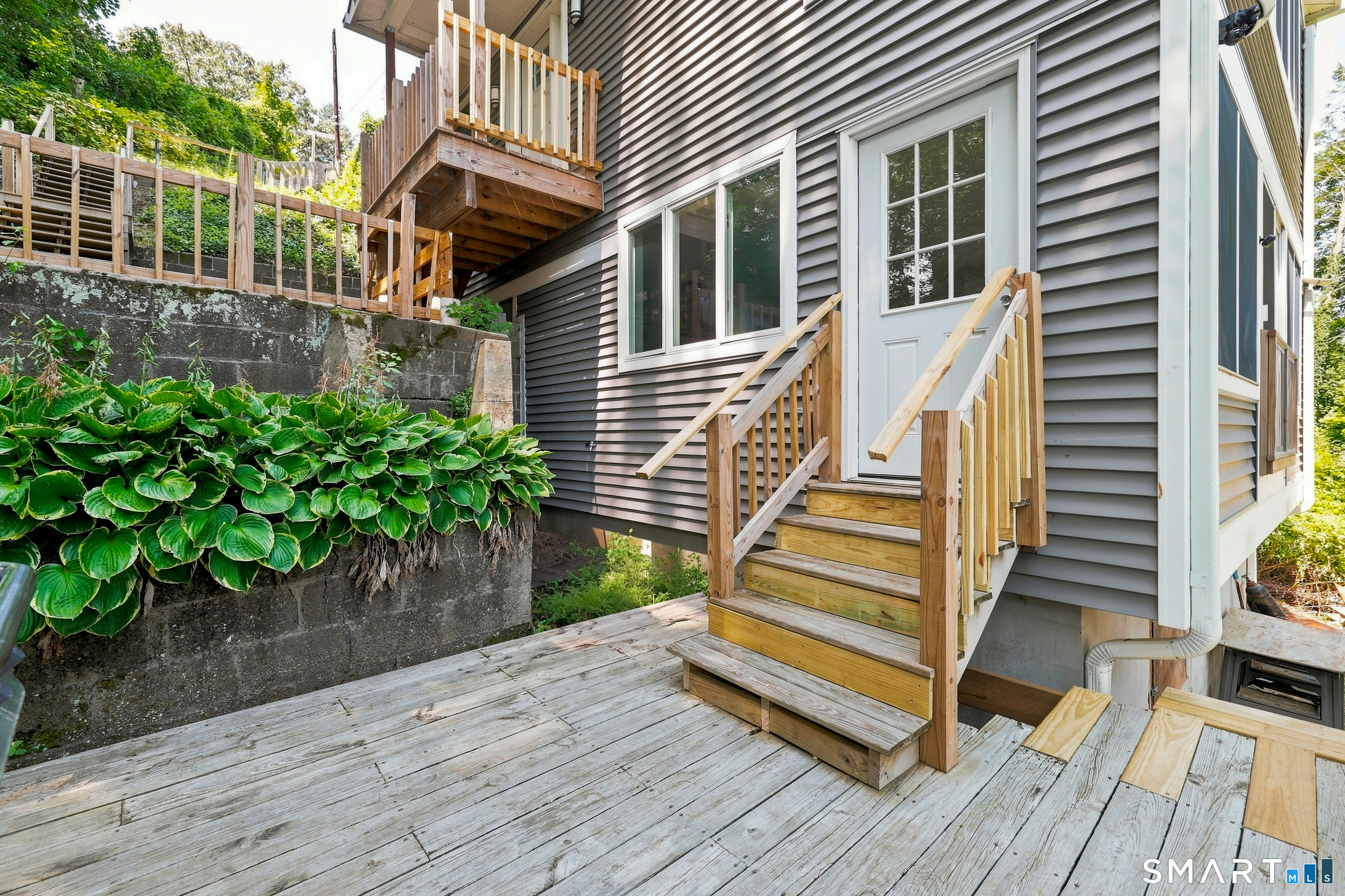 51 Bankside Trail Newtown CT 06482