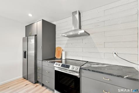 51 Bankside Trail Newtown CT 06482