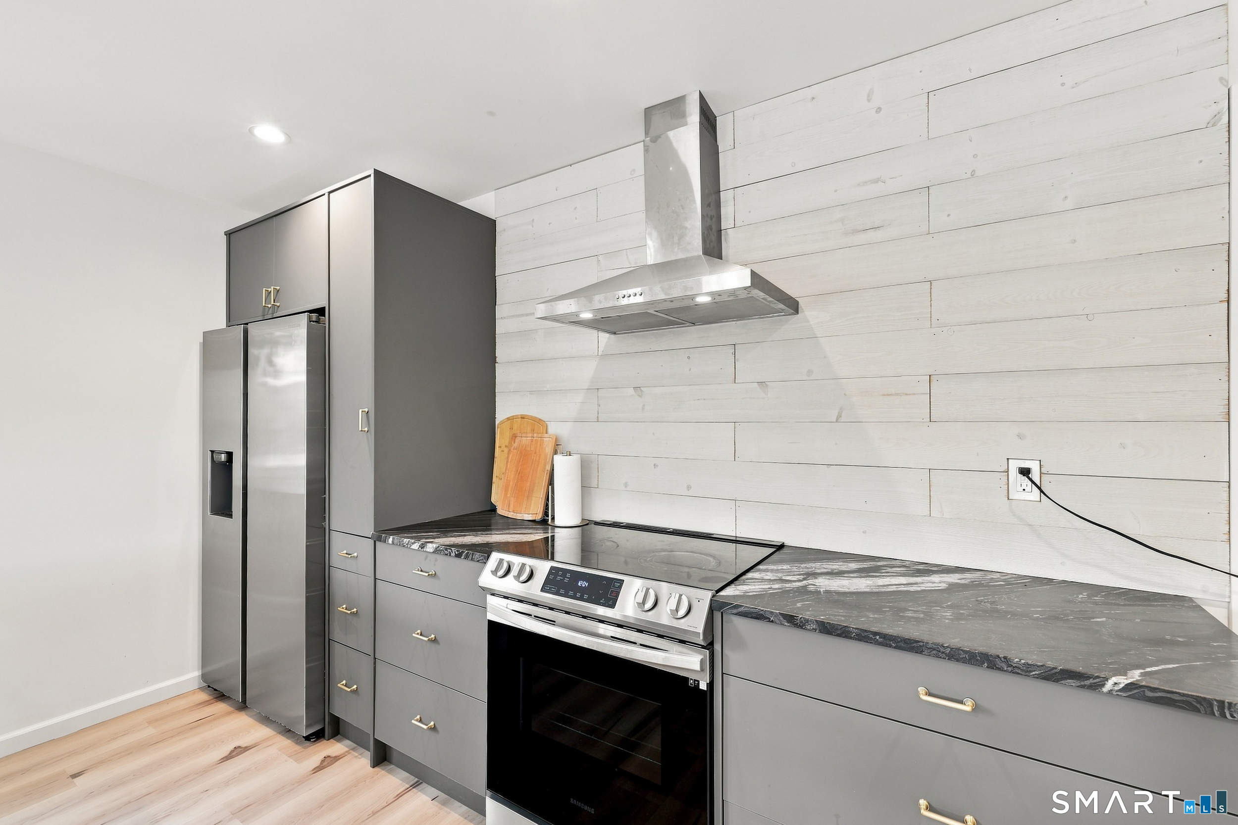51 Bankside Trail Newtown CT 06482