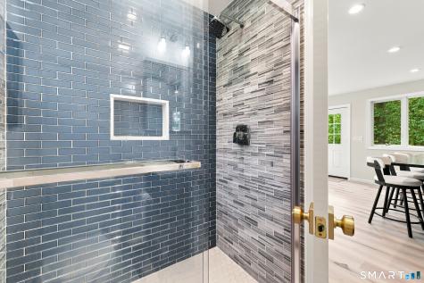 51 Bankside Trail Newtown CT 06482