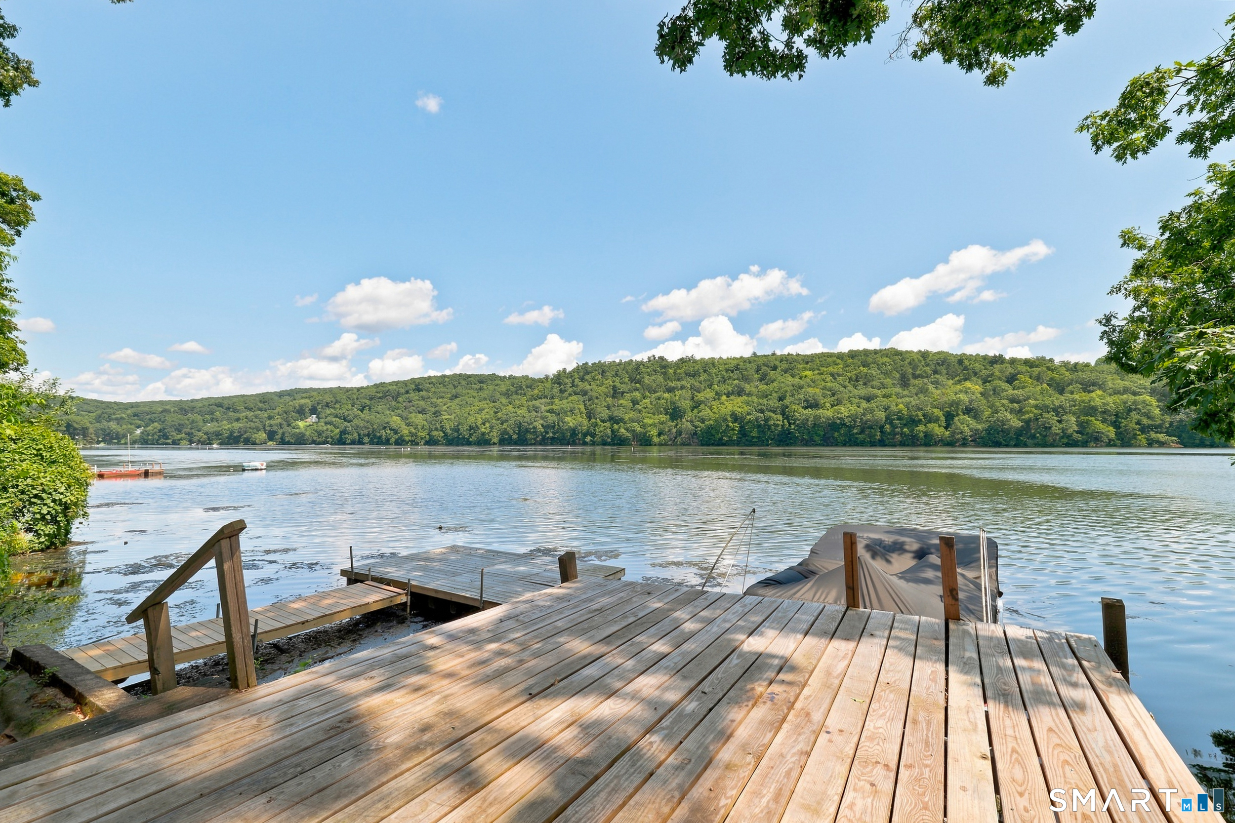 51 Bankside Trail Newtown CT 06482