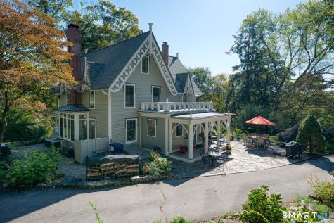 6 Pelton Hill Chester CT 06412